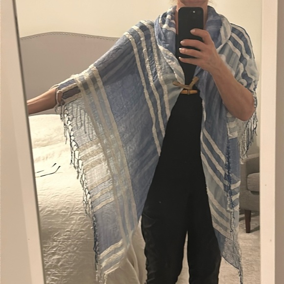Blue and white striped wrap shawl/beach cover up fringes One Size - Picture 17 of 17